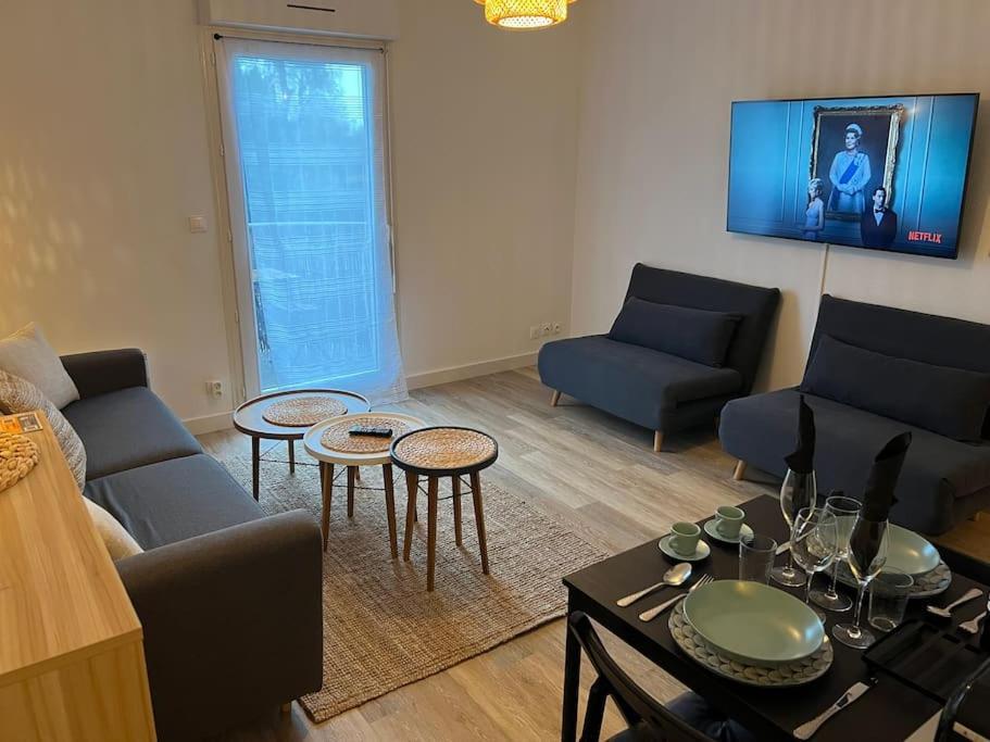 Studio Confortable Aux Portes De Bordeaux Et Medoc Ludon-Medoc Exterior photo